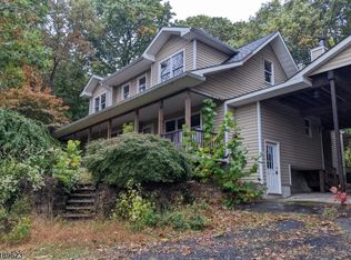 108 Russling Rd, Hackettstown, NJ 07840
