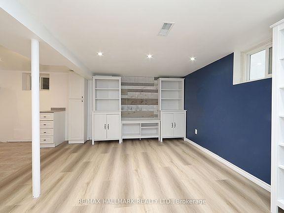 2nd image of 11 Adair Rd