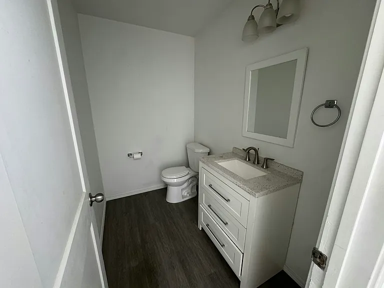 2813 W Marina Dr #2 — Photo 3