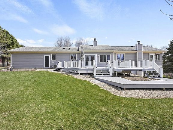 4th image of 4633 Toepfer Road