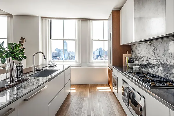 Sold by Douglas Elliman | media 14