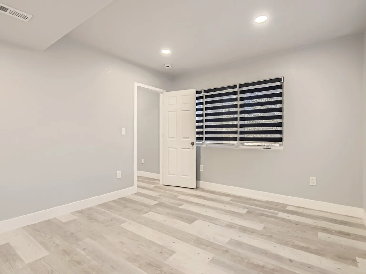 2 bed, 1000 sqft, $1,650 — Photo 4