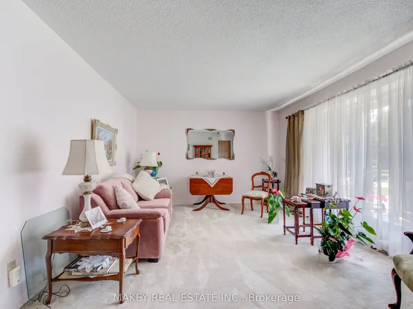 16 Fergusson Ave, Ingersoll, ON N5C 1E4