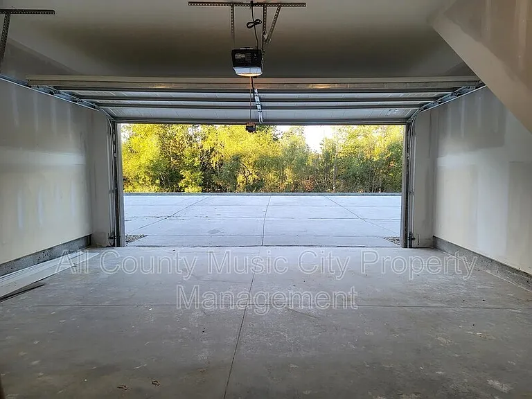 310 Negri Ct — Photo 36