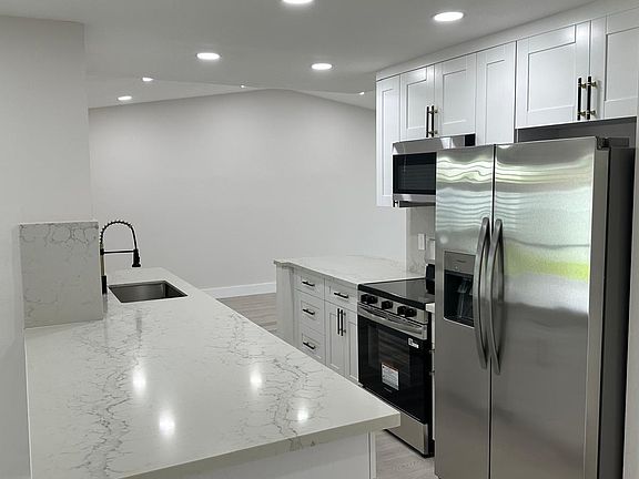 2nd image of 3261 SW 4th Street