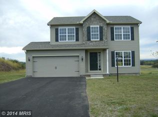 315 W Crest View Ln, Gettysburg, PA 17325