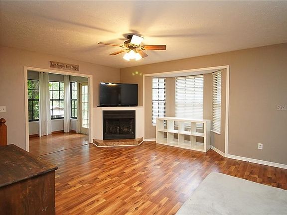 5th image of 11530 River Country Dr