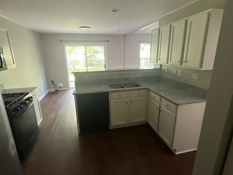 2947 Caldwell Ln — Photo 9