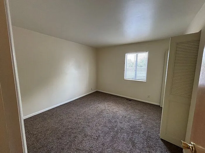2901 Poplar St #B — Photo 12