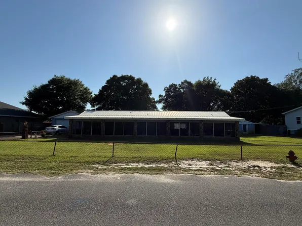 494 Aleta Ave, Mary Esther, FL 32569