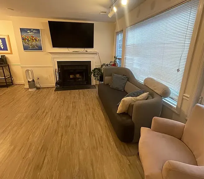 5534 Langston Blvd — Photo 1