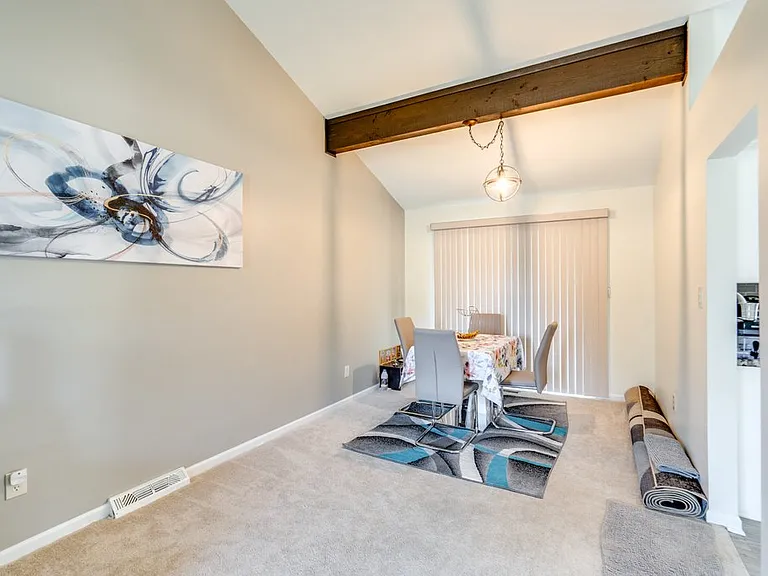 7708 Delaware Dr — Photo 10