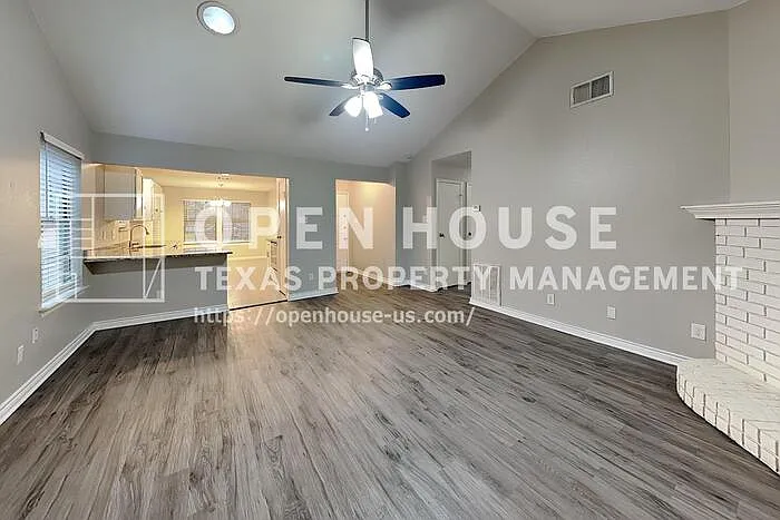 505 Yellowstone Dr — Photo 4