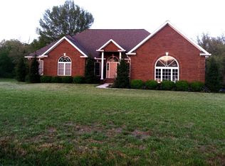 1030 Fawn Dr, Cookeville, TN 38501