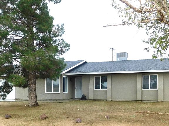 3rd image of 8260 Viburnum Ave