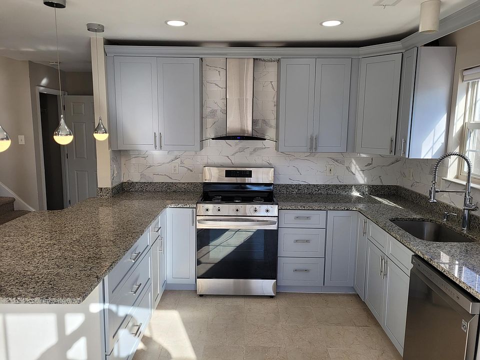 1st image of 512 Pimlico Way