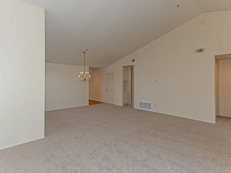 1955 Spyglass Cir — Photo 8