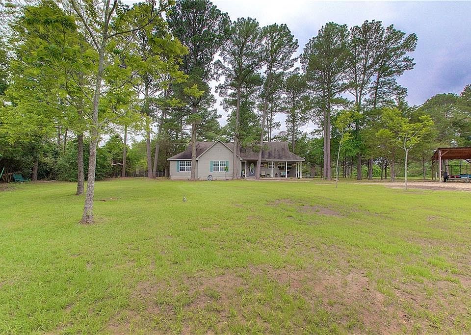 1st image of 113 Deer Lake Dr