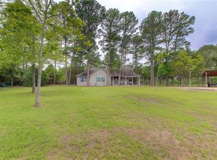 113 Deer Lake Dr, Bastrop, TX 78602