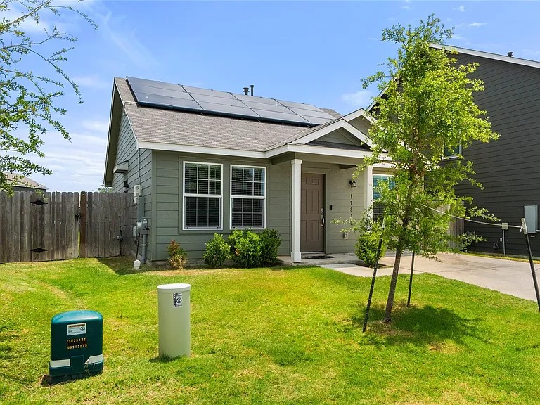 17813 Willacy Cv — Photo 4