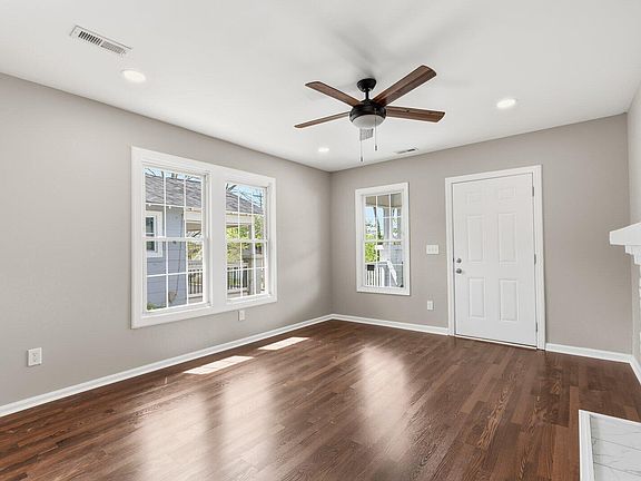5th image of 3404 Dodson Ave