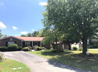 111 Indian Hills Rd, La Follette, TN 37766