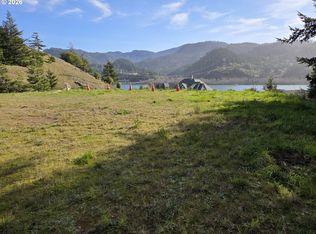 Hume Rd #302, Gold Beach, OR 97444