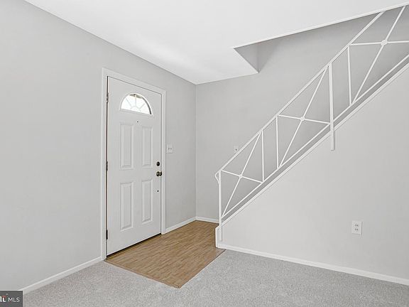 3rd image of 12606 Brunswick Ln