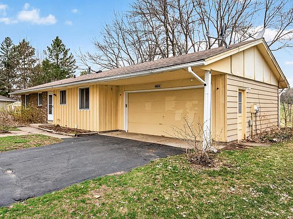 3rd image of 8804 Ivystone Ct S