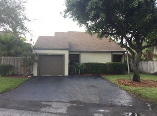 7512 SW 95th Pl, Miami, FL 33173