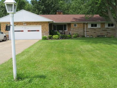 576 Strumbly Dr, Highland Heights, OH, 44143