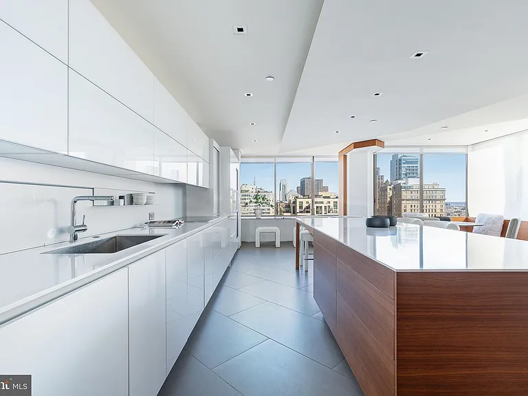 210 W Rittenhouse Sq #2106-2107 — Photo 10
