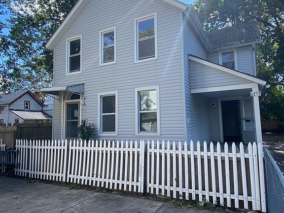4th image of 3215 Walton Ave