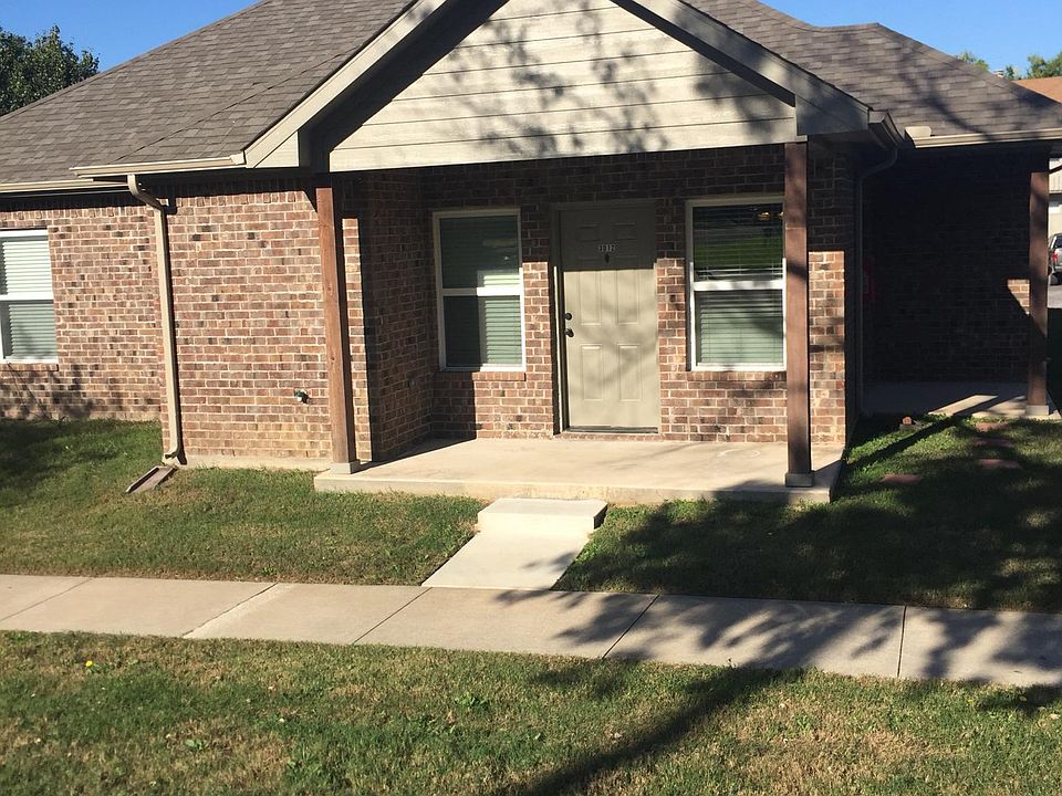 1st image of 3012 Rex Cruse Dr