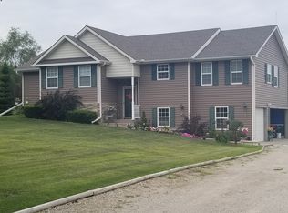 106 Field St, Gower, MO 64454