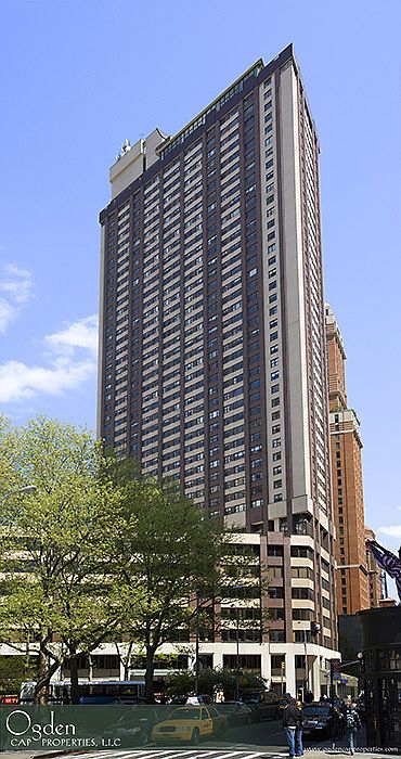 1st image of 20 W 64th St #2E