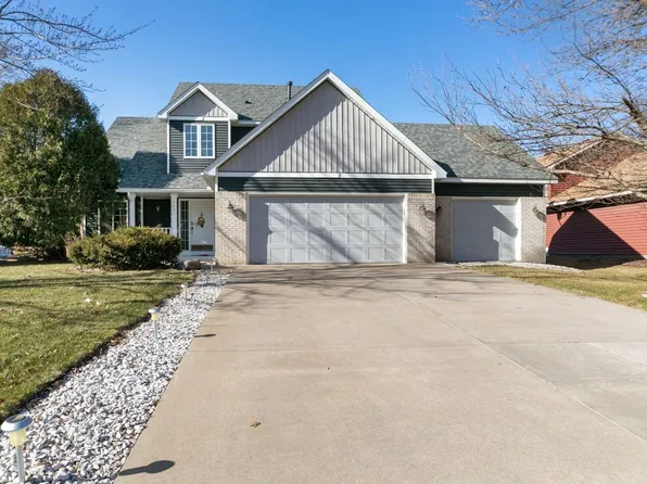 783 Moonlight Dr, Woodbury, MN 55125