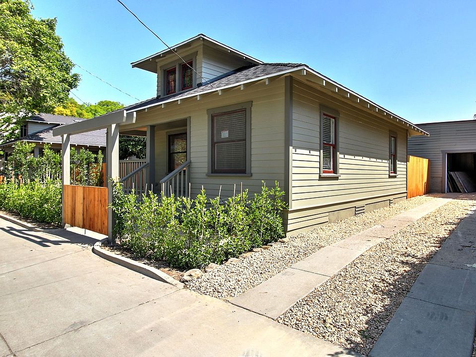 1st image of 617 De La Vina St #618