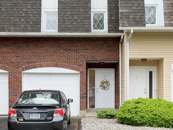 5 Northbrook Court #5, East Hartford, CT 06117