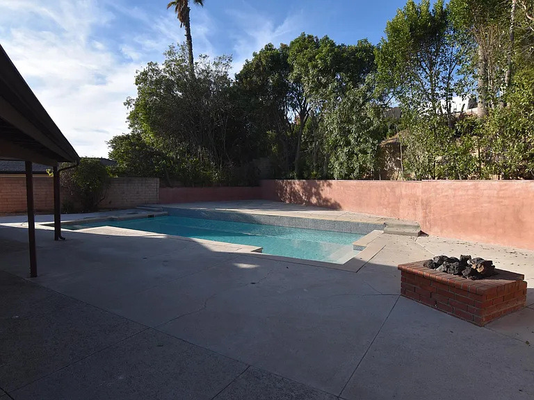 17339 Plummer St — Photo 43