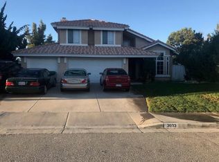 3033 Chuckwagon Rd, Palmdale, CA 93550