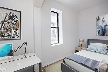 Rented by R New York