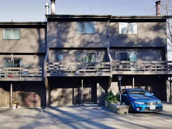 157 Shelter Rock Road #2, Danbury, CT 06810