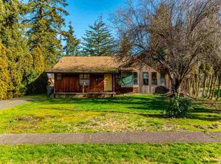 625 8th Ave, Sweet Home, OR 97386