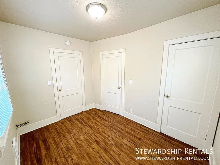 2024 Emerald St #4 — Photo 10