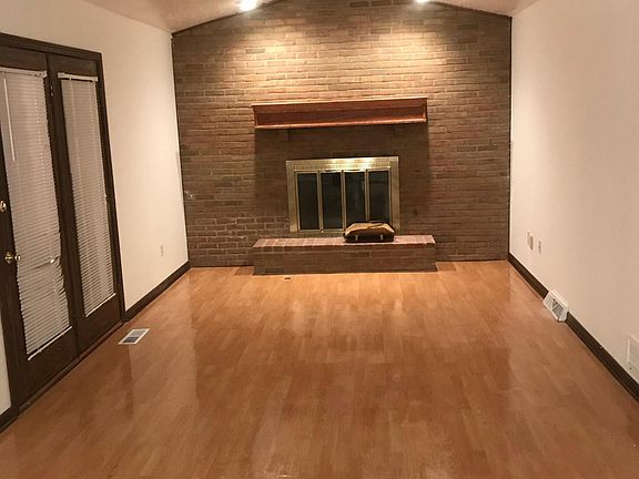 3rd image of 7692 Peachmont Ave NW