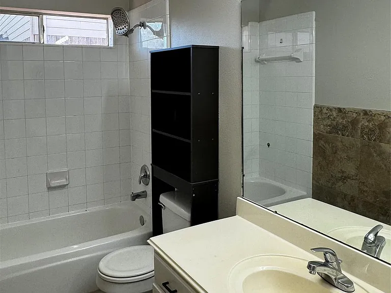 18614 Timbers Dr — Photo 20