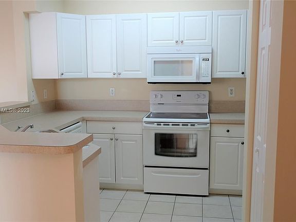 3rd image of 4508 SW 160th Ave APT 726