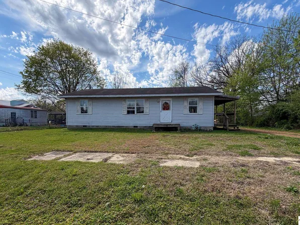 406 4th St, Hardin, KY 42048