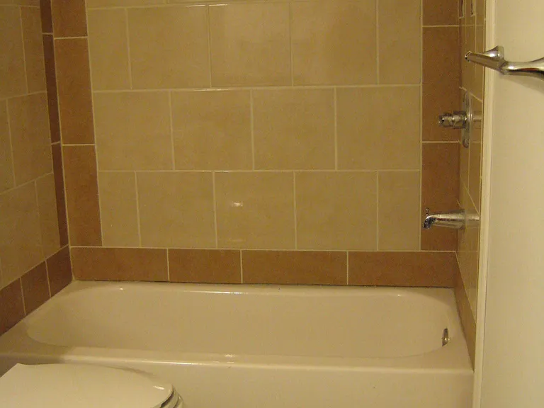8006 Burley Bnd — Photo 12